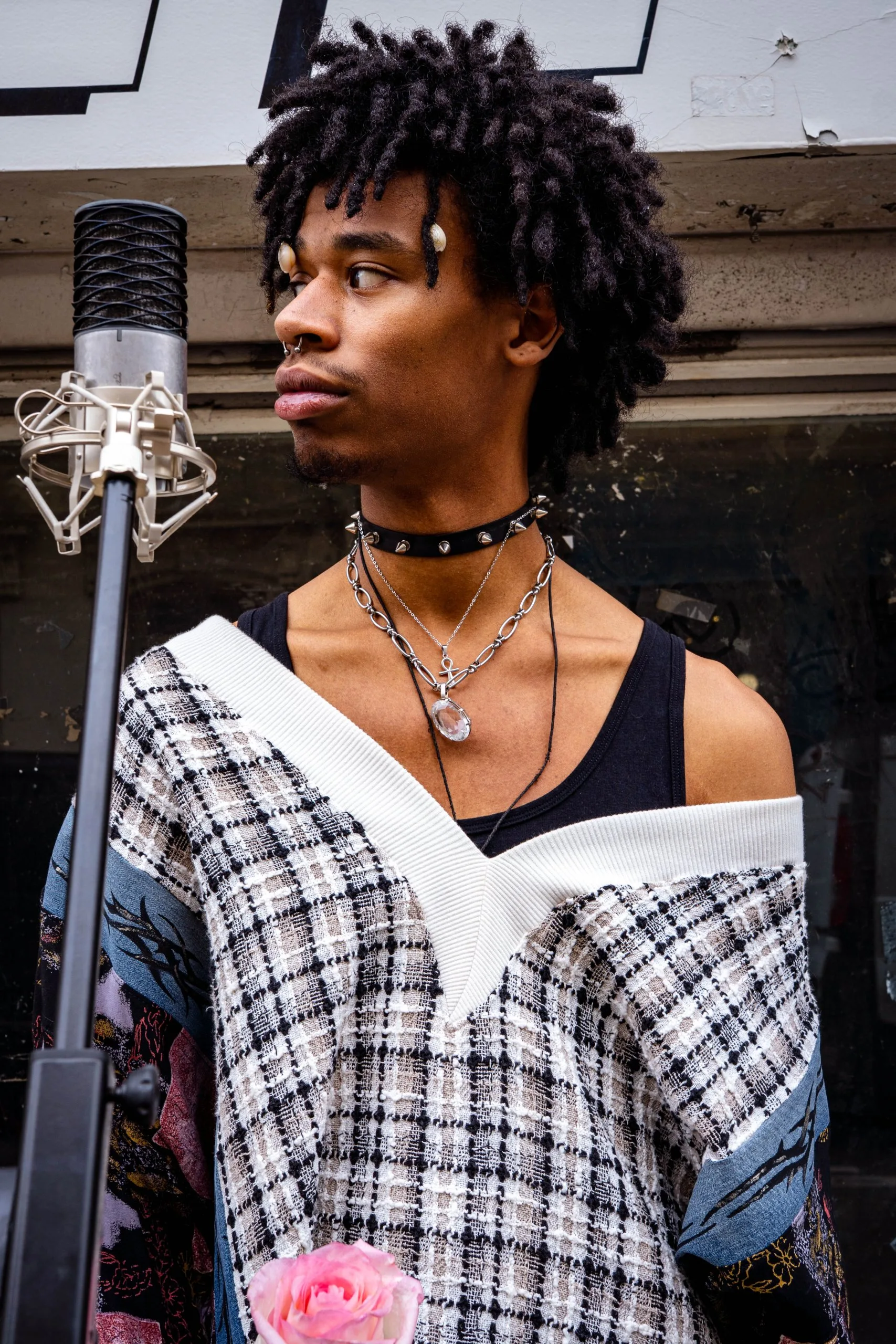 PULL WEIRDO, Poignet de chemise fluide, ecce OPNI