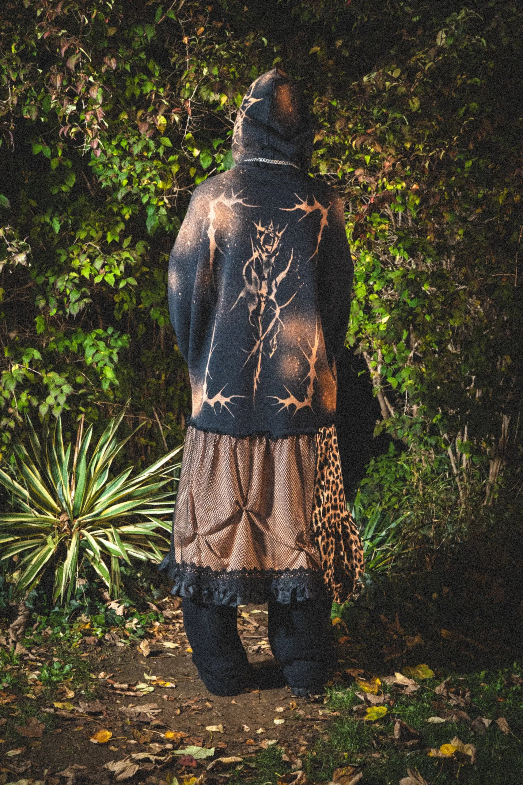 DRESS WEIRDO CLUB, Bleach all over, ecce OPNI