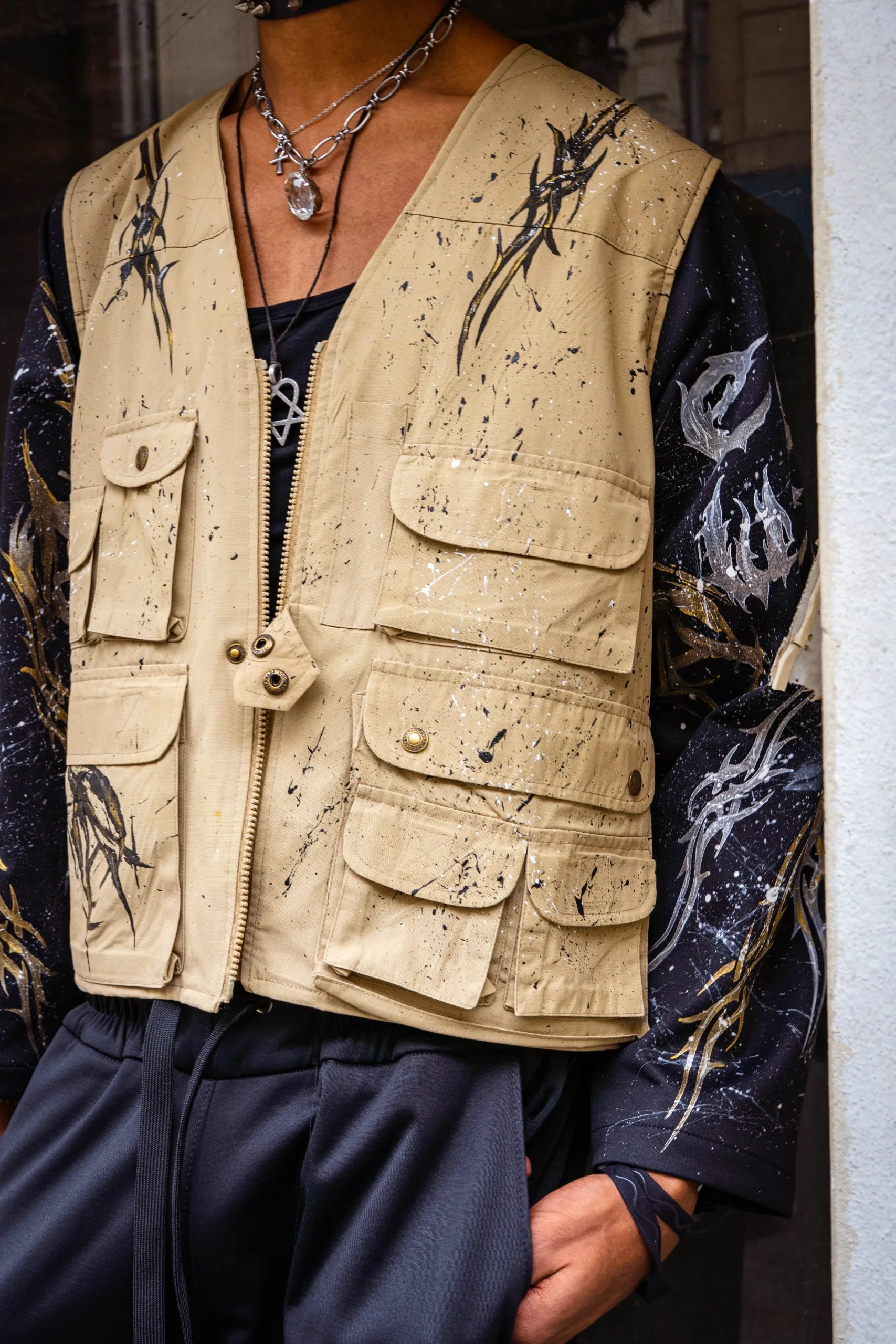 VESTE TACTIQUE WEIRDO, Manches en coton ouatés, ecce OPNI
