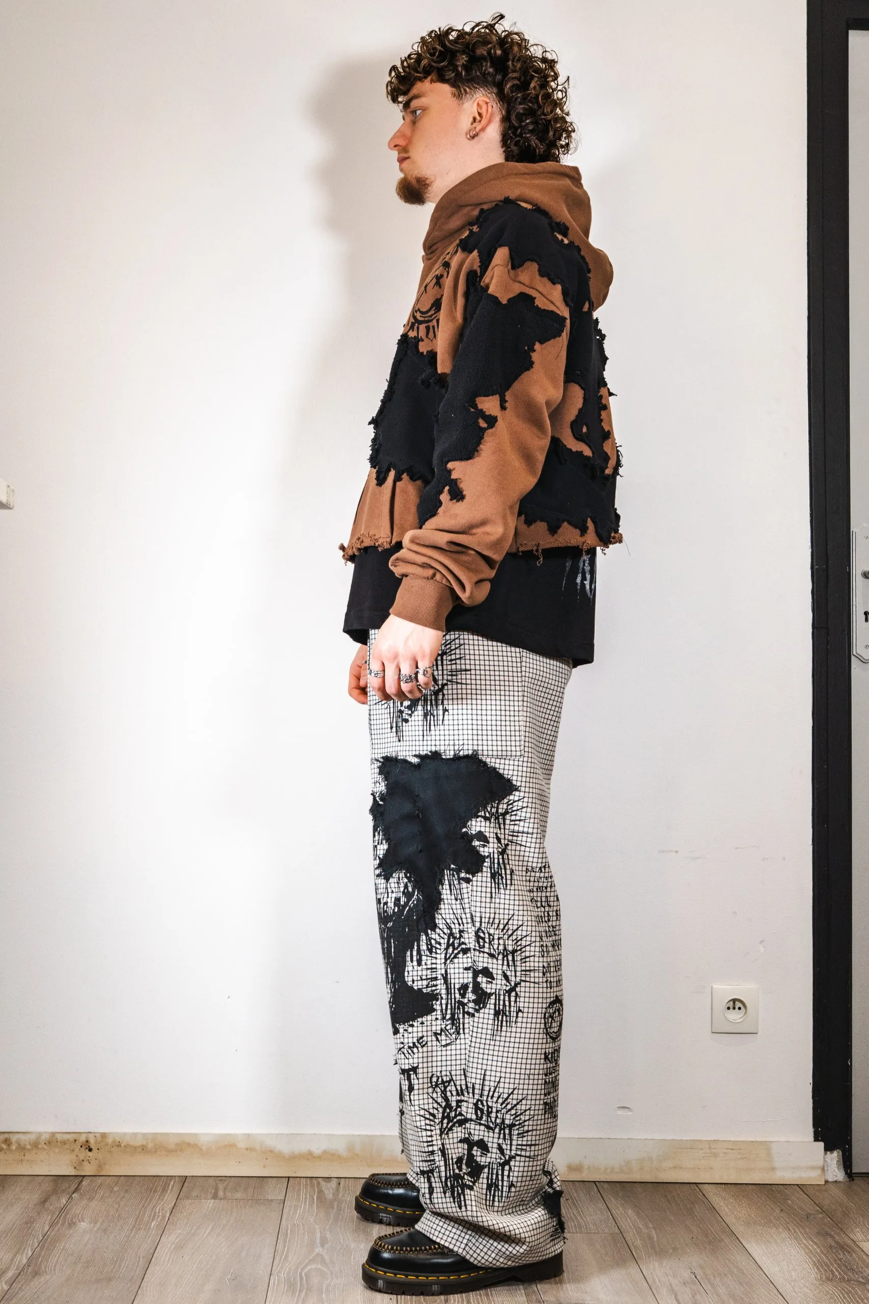 HOODIE CROP MARRON, Coupe droite, ecce OPNI