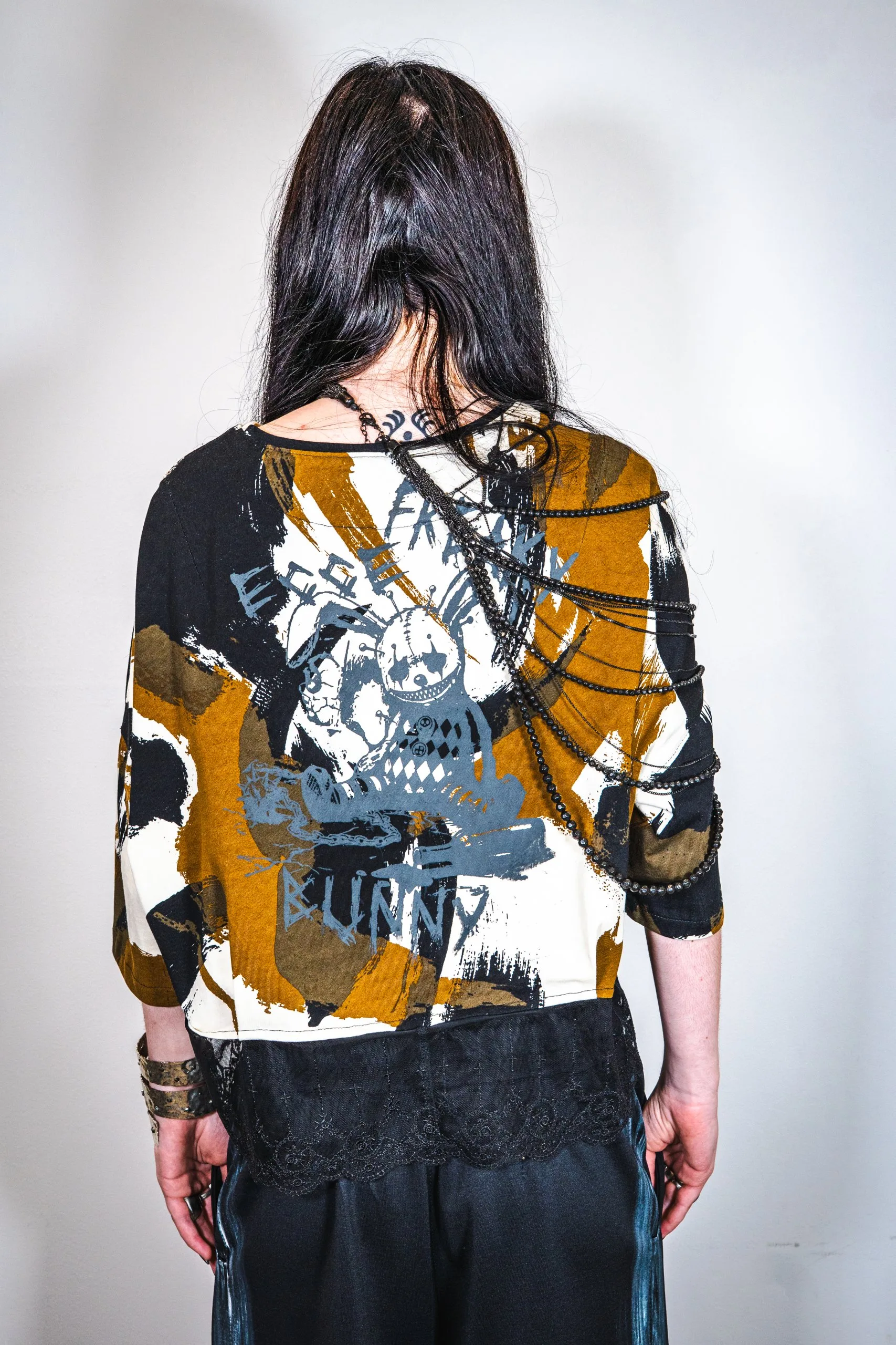 CROPTOP FREAKY BUNNY, Buste crop hanches, ecce OPNI