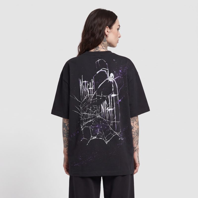 Image virtuelle (mannequin généré) – SPIDER TEE ECCE WITCH, dos